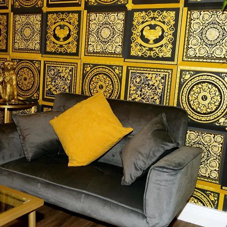 Ultra Deluxe Versace Apartment Near Sheffield Full Sky Tv Родъръм Екстериор снимка