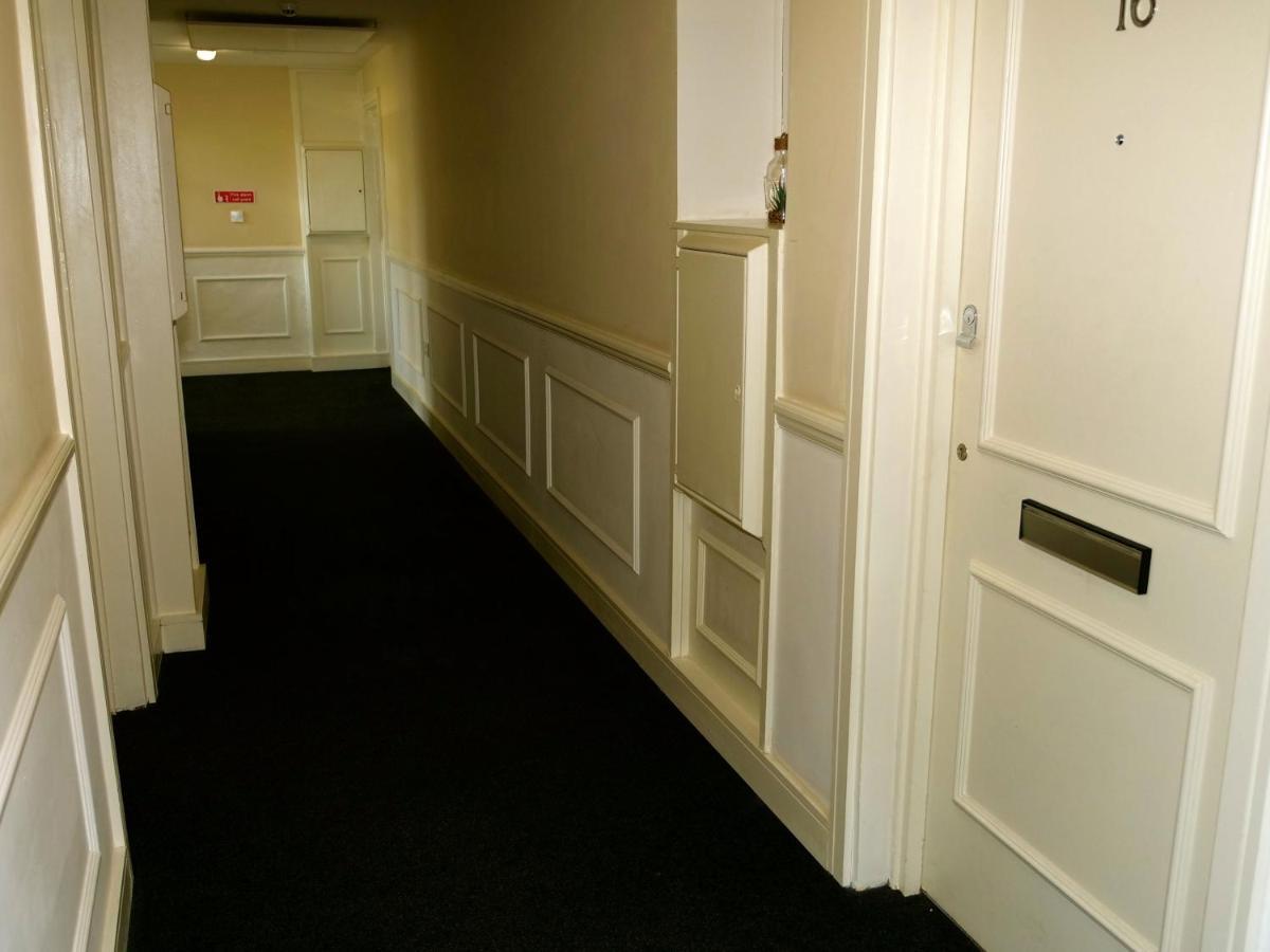 Ultra Deluxe Versace Apartment Near Sheffield Full Sky Tv Родъръм Екстериор снимка