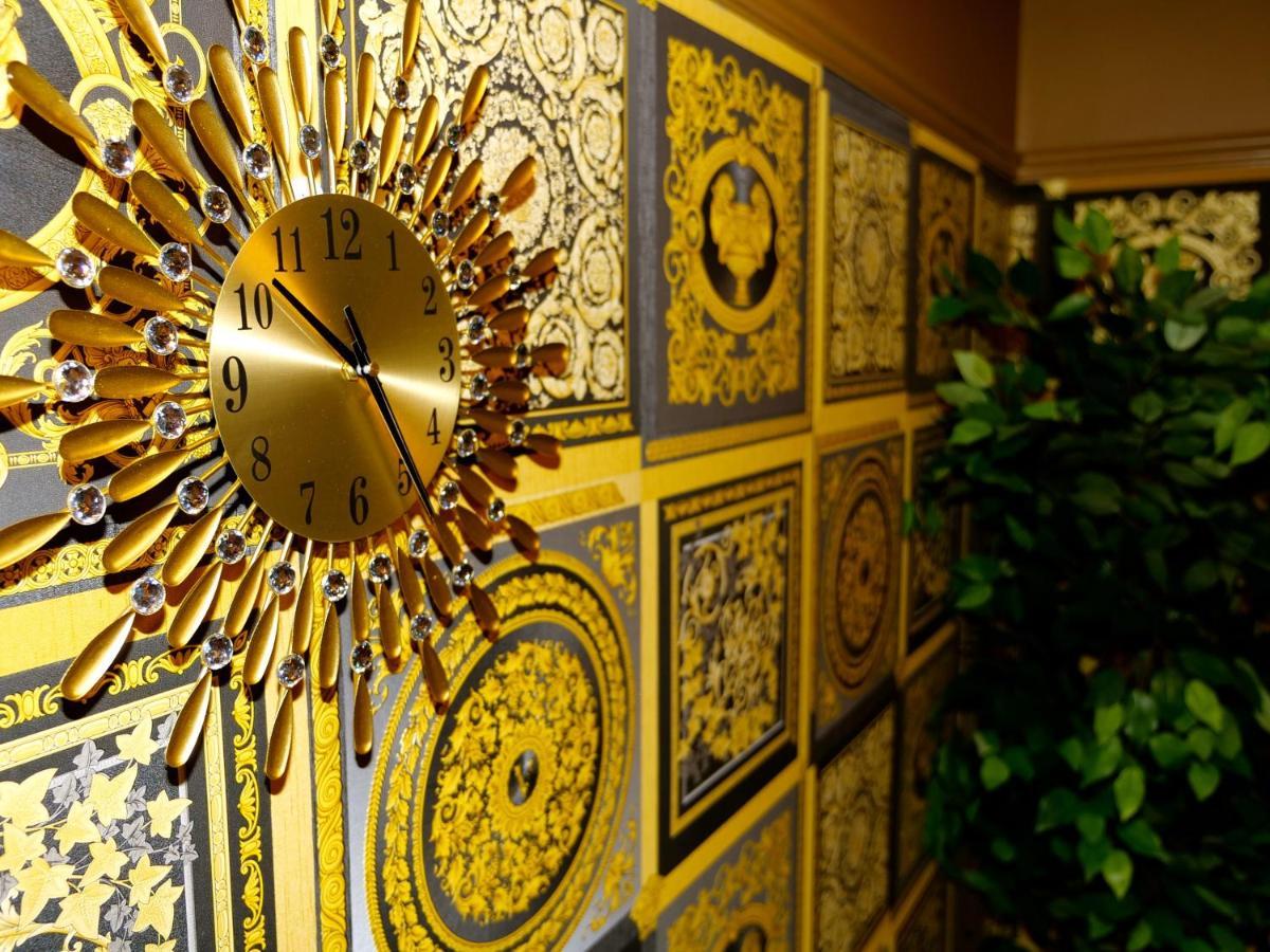 Ultra Deluxe Versace Apartment Near Sheffield Full Sky Tv Родъръм Екстериор снимка